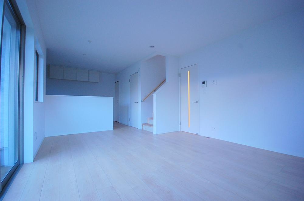 Living. Building C Indoor (12 May 2013) Shooting