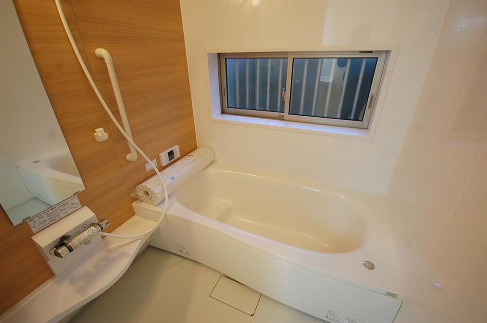 Bathroom. Building E Indoor (12 May 2013) Shooting