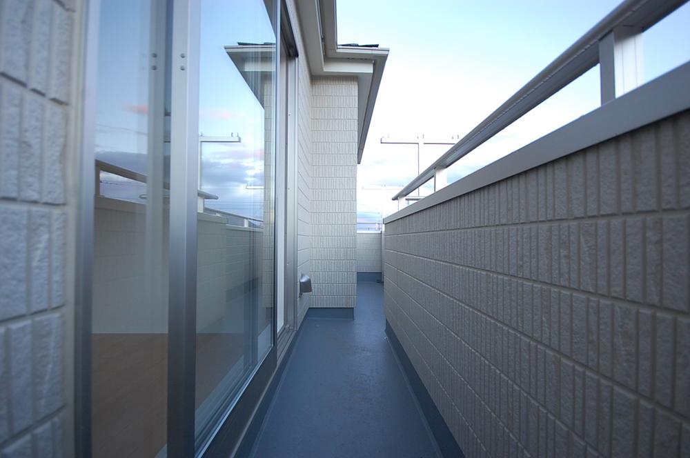 Balcony. Building E Local (12 May 2013) Shooting