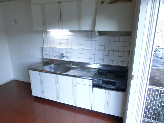 Kitchen. ☆ Gas stove is can be installed kitchen ☆