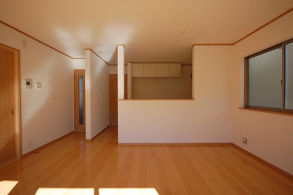 Same specifications photos (living). Example of construction