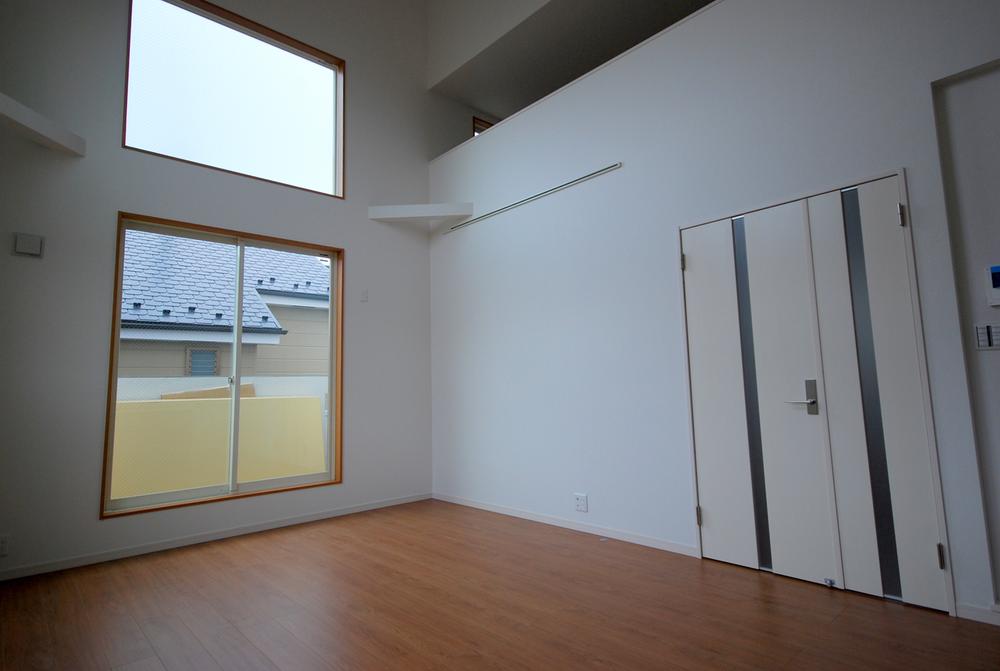 Living. 2013 November shooting