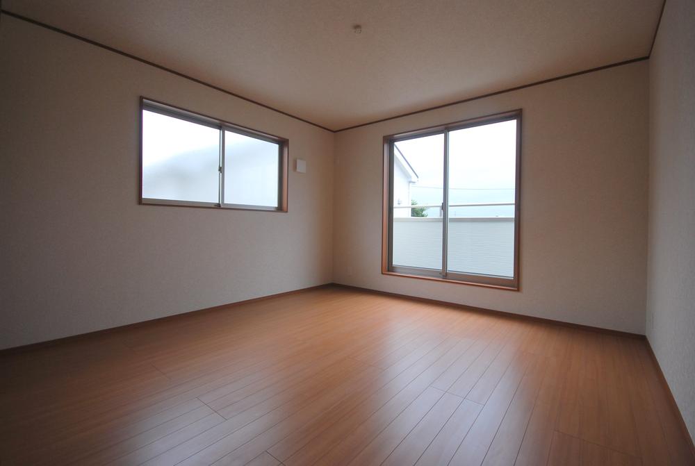 Same specifications photos (Other introspection). Example of construction