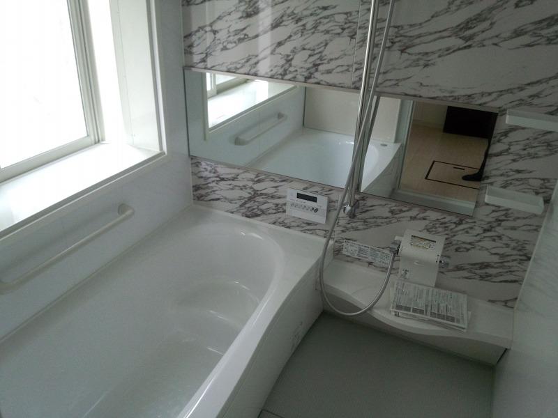 Bathroom. Indoor (April 2013) Shooting ※ 8 Building