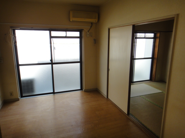 Living and room