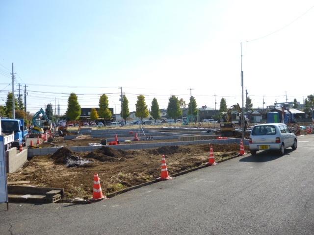 Local appearance photo. 8 Building (41.2 million yen), 2013 November 27, shooting.