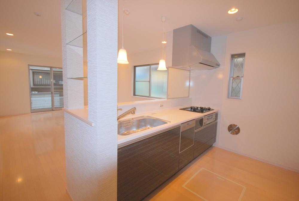 Same specifications photo (kitchen). Example of construction