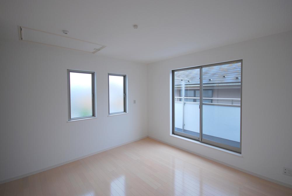 Same specifications photos (Other introspection). Example of construction