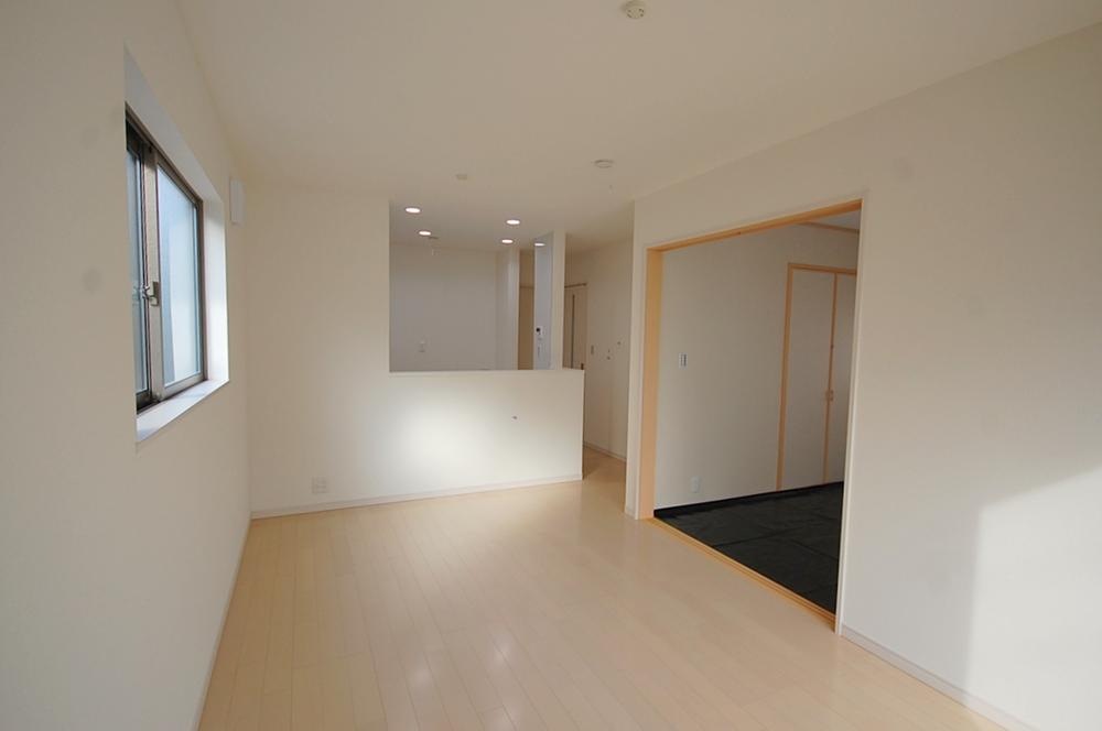 Same specifications photos (living). Example of construction