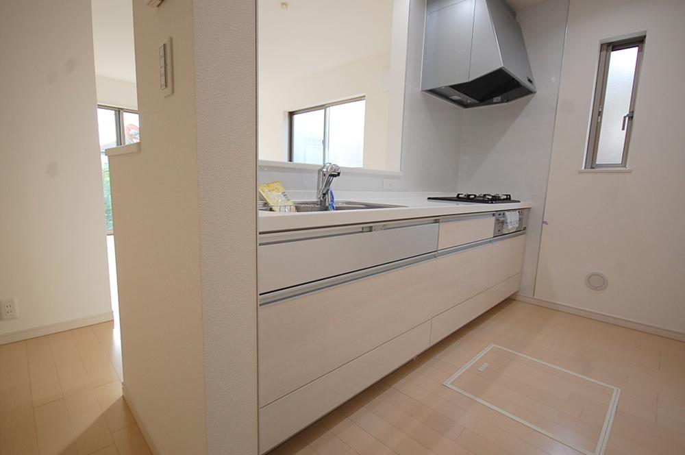 Same specifications photo (kitchen). Example of construction