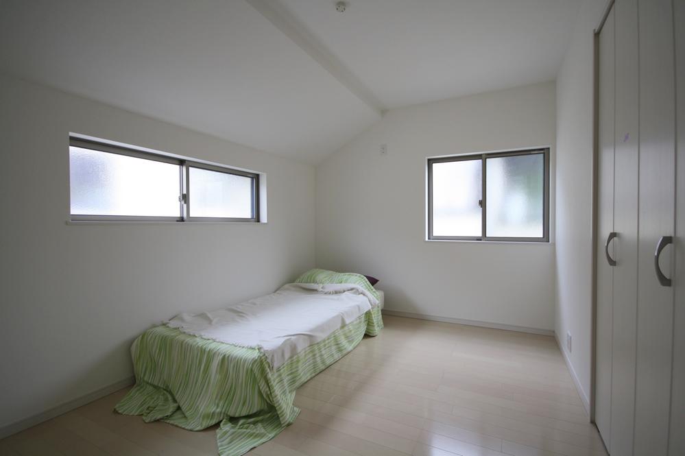 Same specifications photos (Other introspection). Example of construction