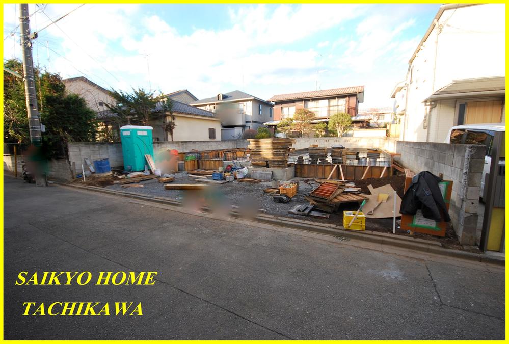 Local appearance photo. Local shooting