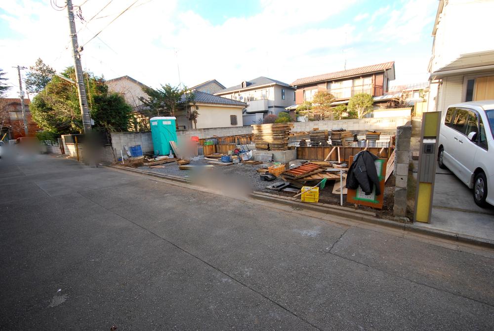 Local appearance photo. Local shooting