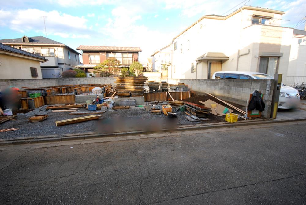 Local appearance photo. Local shooting