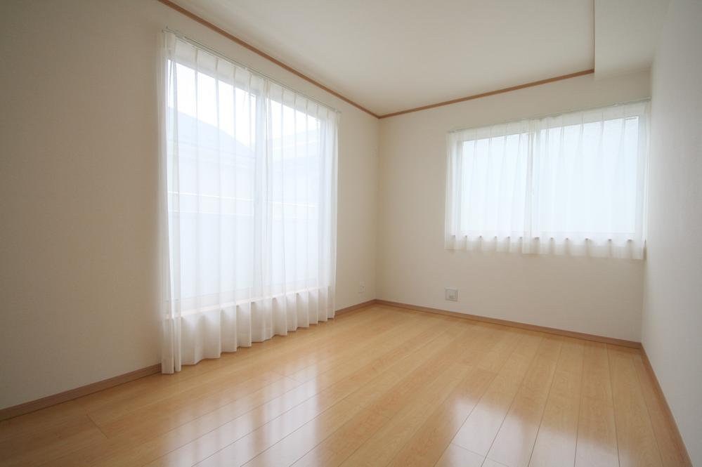 Same specifications photos (Other introspection). Example of construction