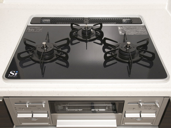 Kitchen.  [Si sensor loading of hyper glass coat top plate gas stove] It has adopted a beautiful glass top stove to the eye. Express the glossy beauty is double glass coat. The top plate that have evolved strong also in shock and scratches. Gas stove enables well speedy cooking thermal efficiency. Also, Equipped with a Si sensor to all of the burner consideration to safety. (All of the following publication photograph of the same specifications)