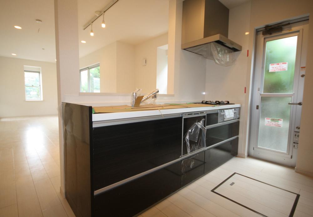 Kitchen. Indoor (September 2013) Shooting