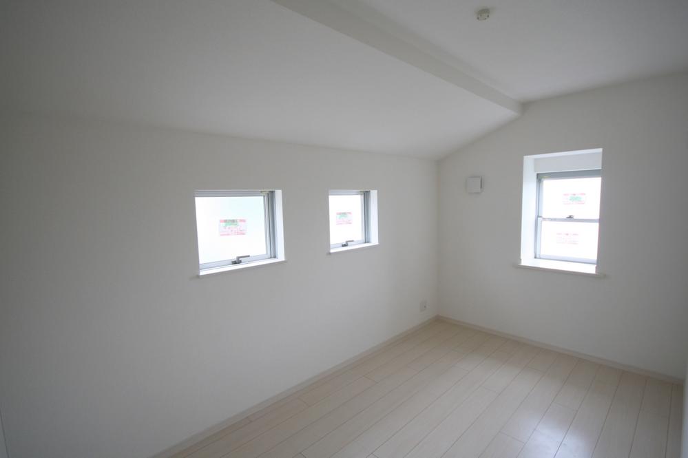 Non-living room. Indoor (September 2013) Shooting