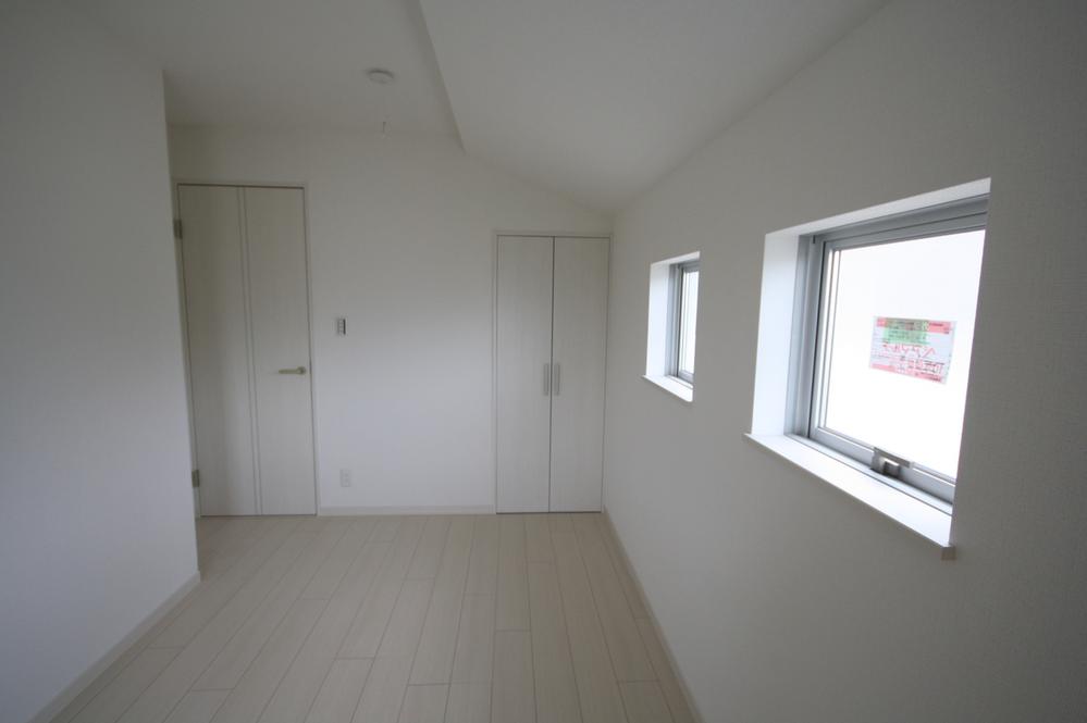 Non-living room. Indoor (September 2013) Shooting