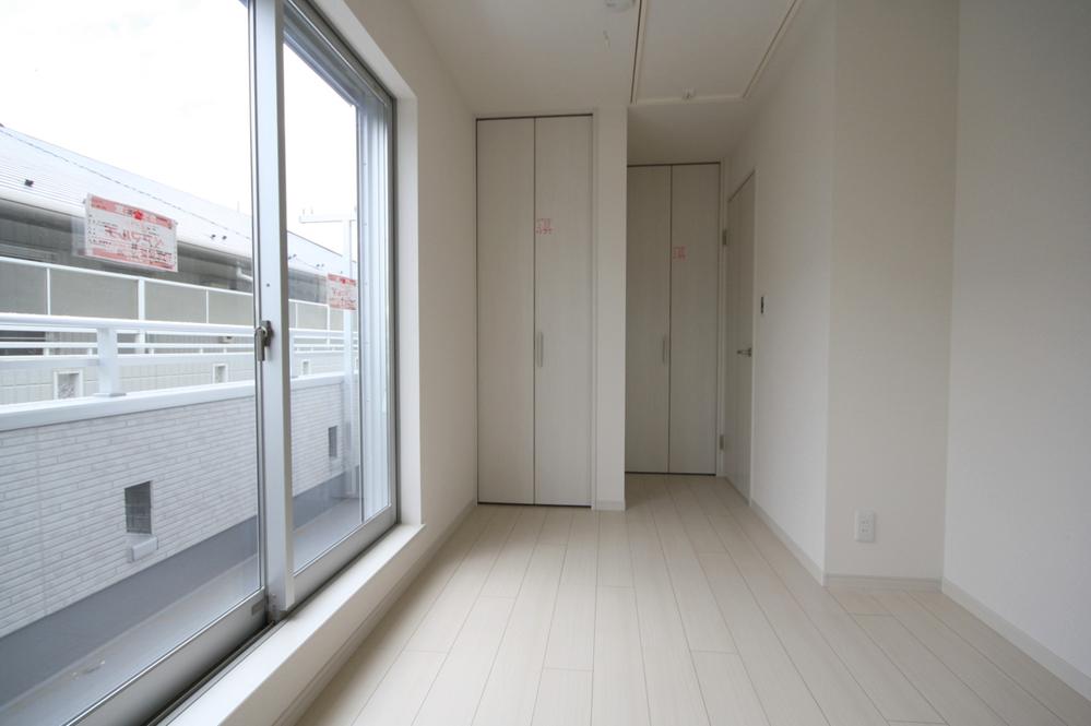 Non-living room. Indoor (September 2013) Shooting