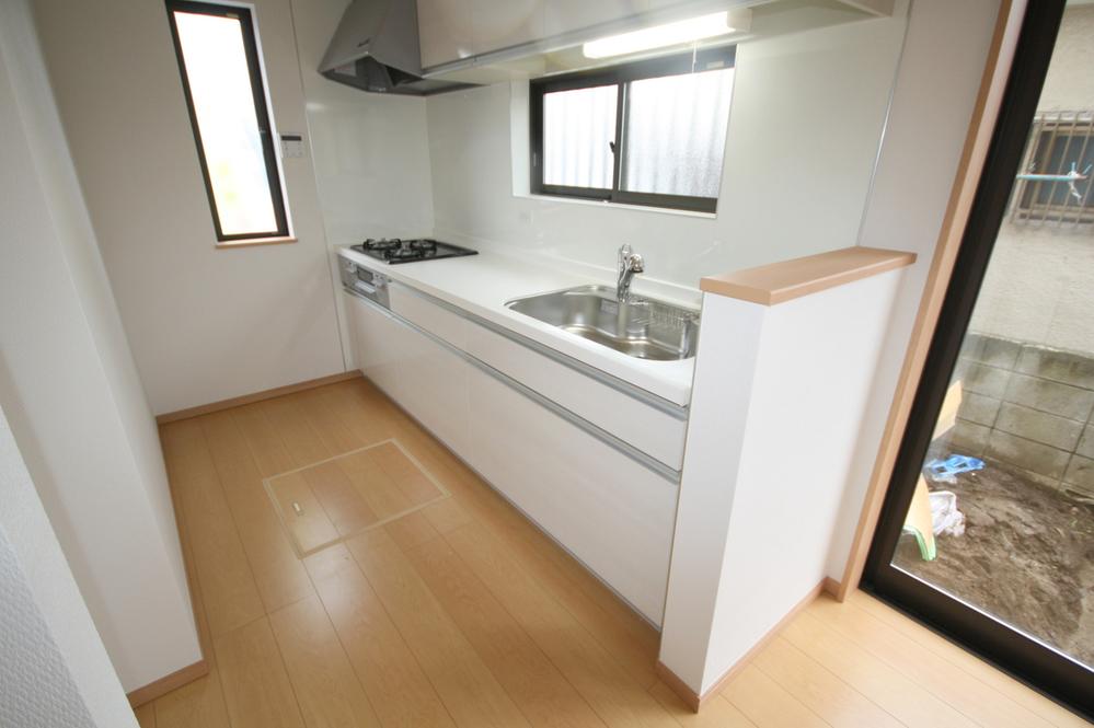 Same specifications photo (kitchen). Example of construction
