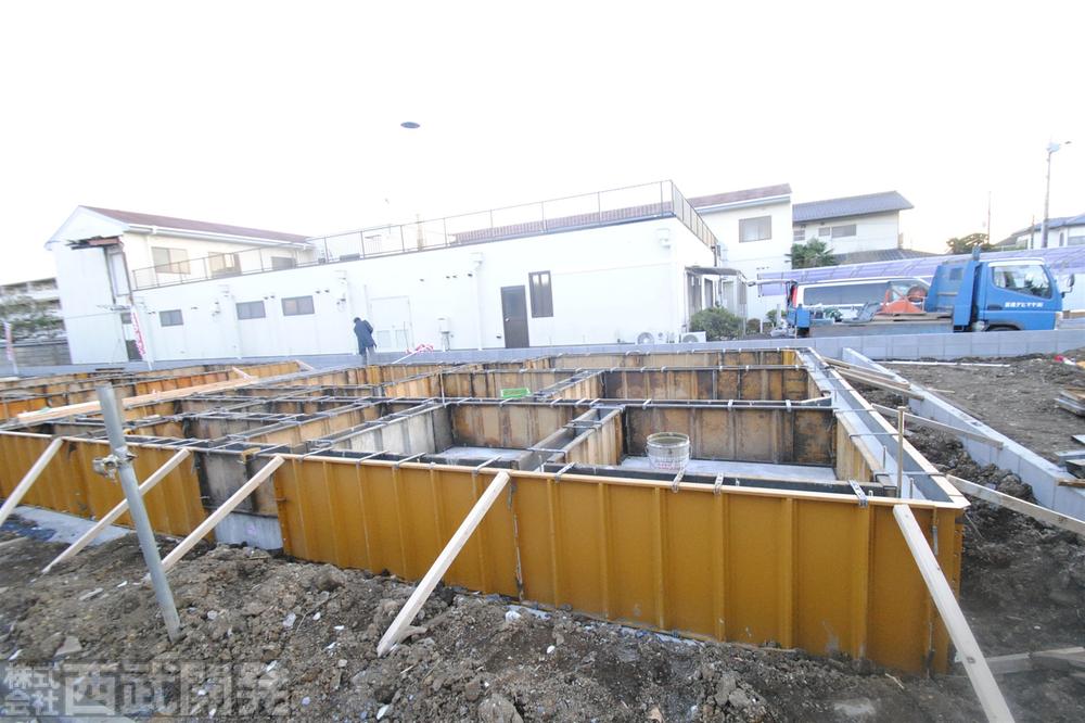 Local appearance photo. Local (12 May 2013) Shooting Building 2