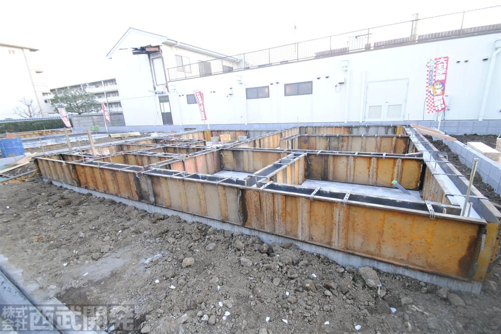 Local appearance photo. Local (12 May 2013) Shooting Building 3