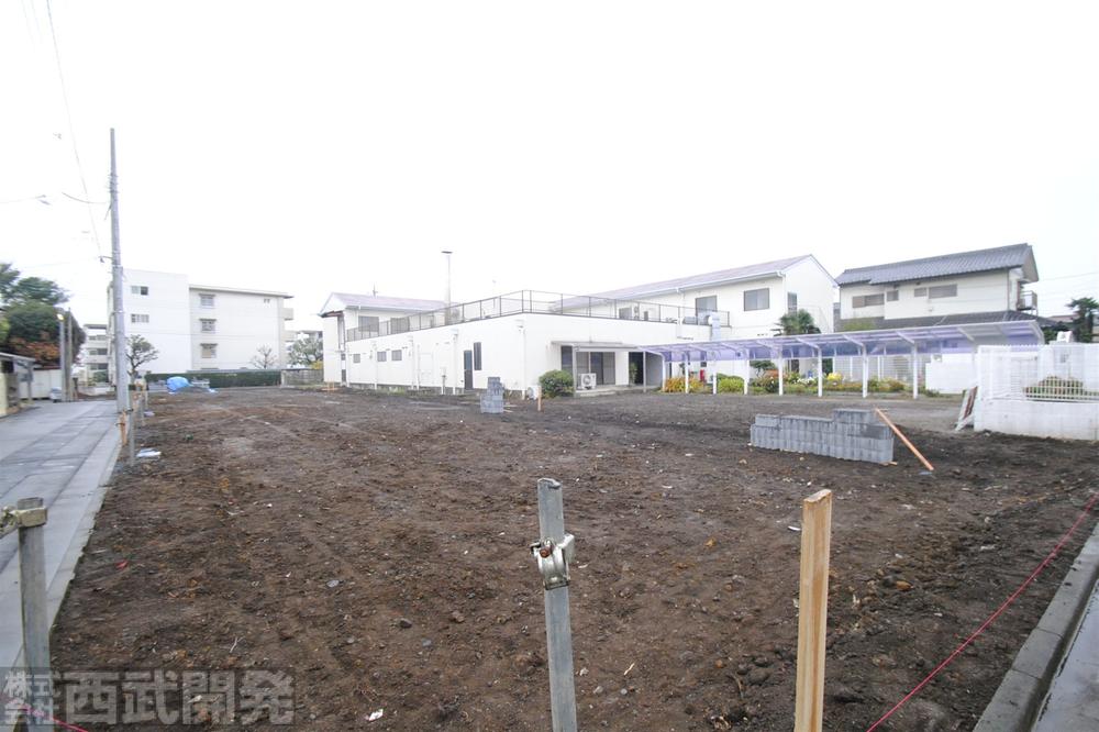 Local appearance photo. Local (11 May 2013) Shooting