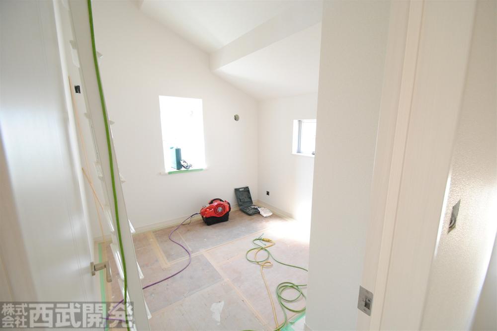 Non-living room. Indoor (September 2013) Shooting