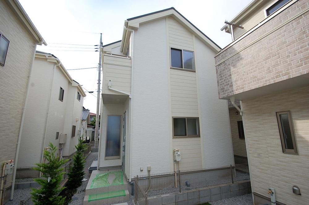 Local appearance photo. Local Photos