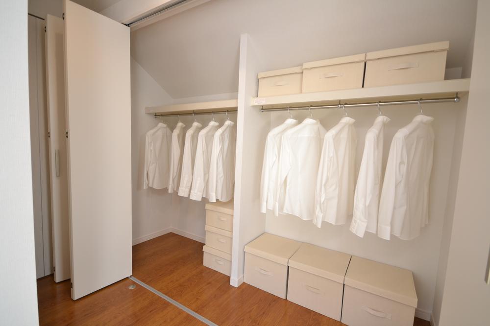 Receipt. Walk-in closet, pantry, loft, We have established the Zuisho etc. Grenier. Usability Please confirm in the field.