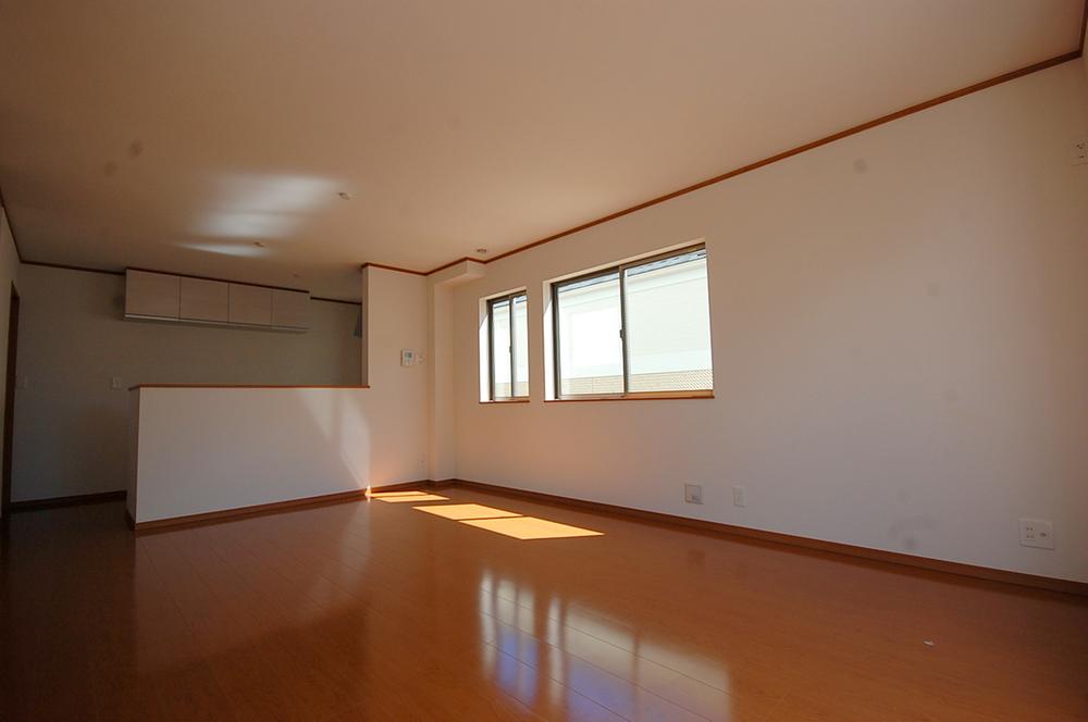 Same specifications photos (living). Living example of construction