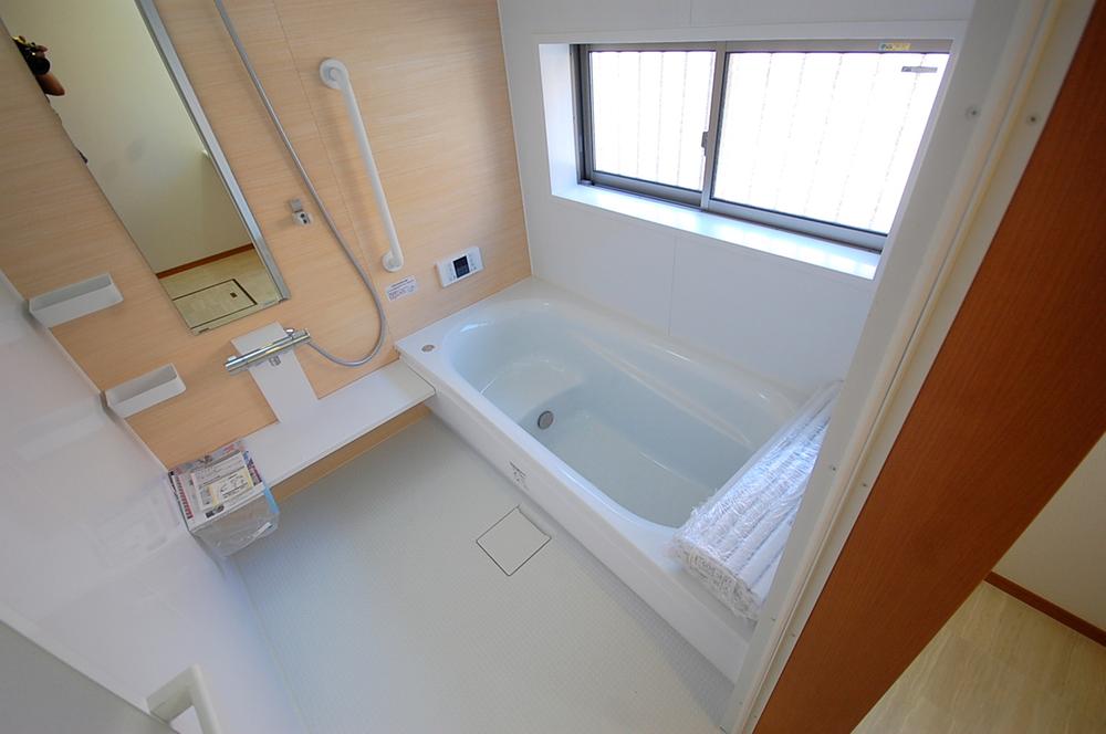 Same specifications photo (bathroom). Bathroom construction cases