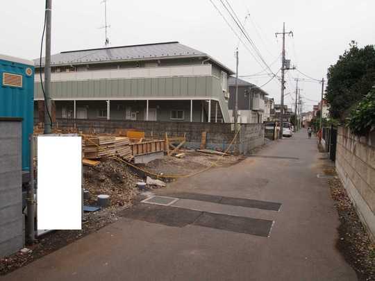 Local photos, including front road. Frontal road