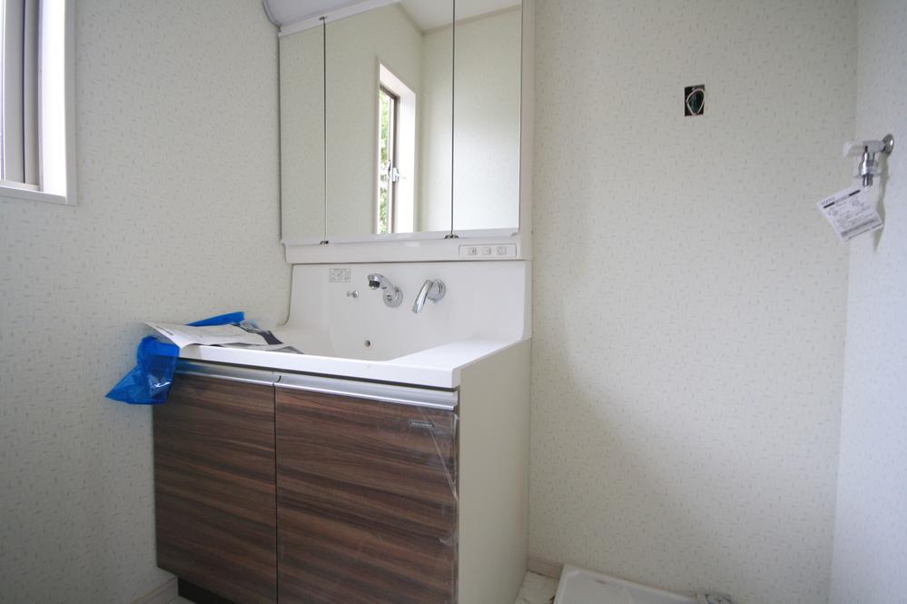 Same specifications photos (Other introspection). Indoor same specifications