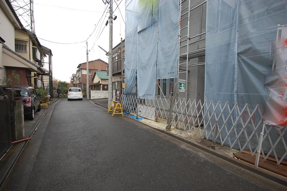 Local photos, including front road. Local photo 2013 December shooting