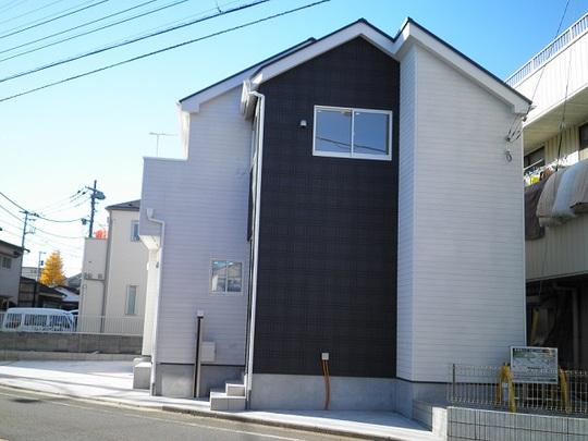 Local appearance photo. Building appearance