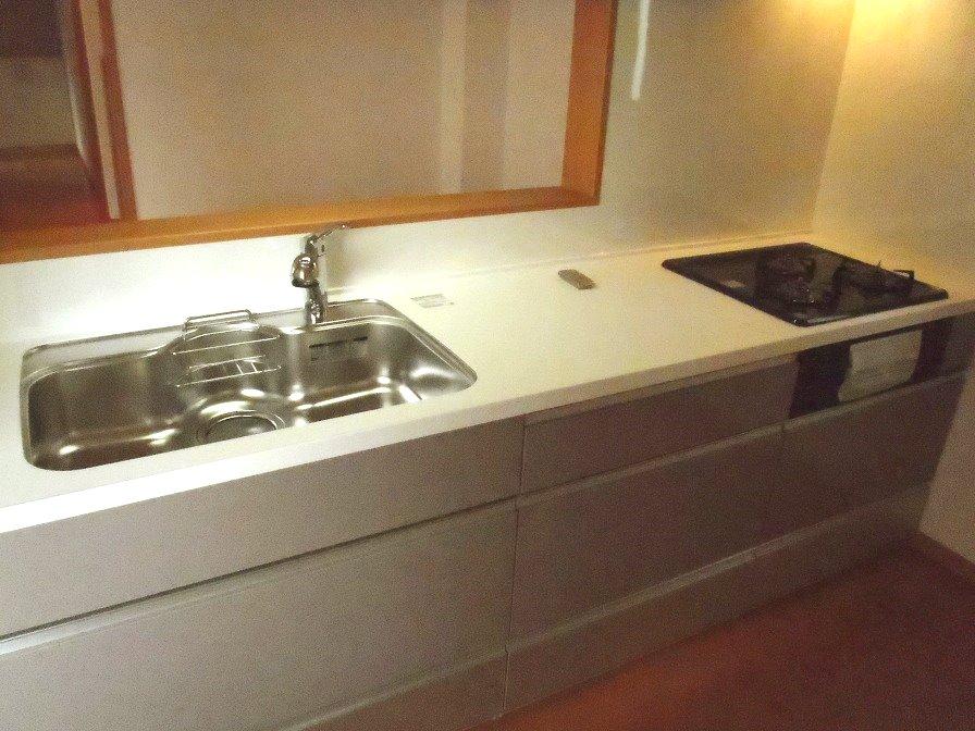 Kitchen. Indoor (11 May 2013) Shooting