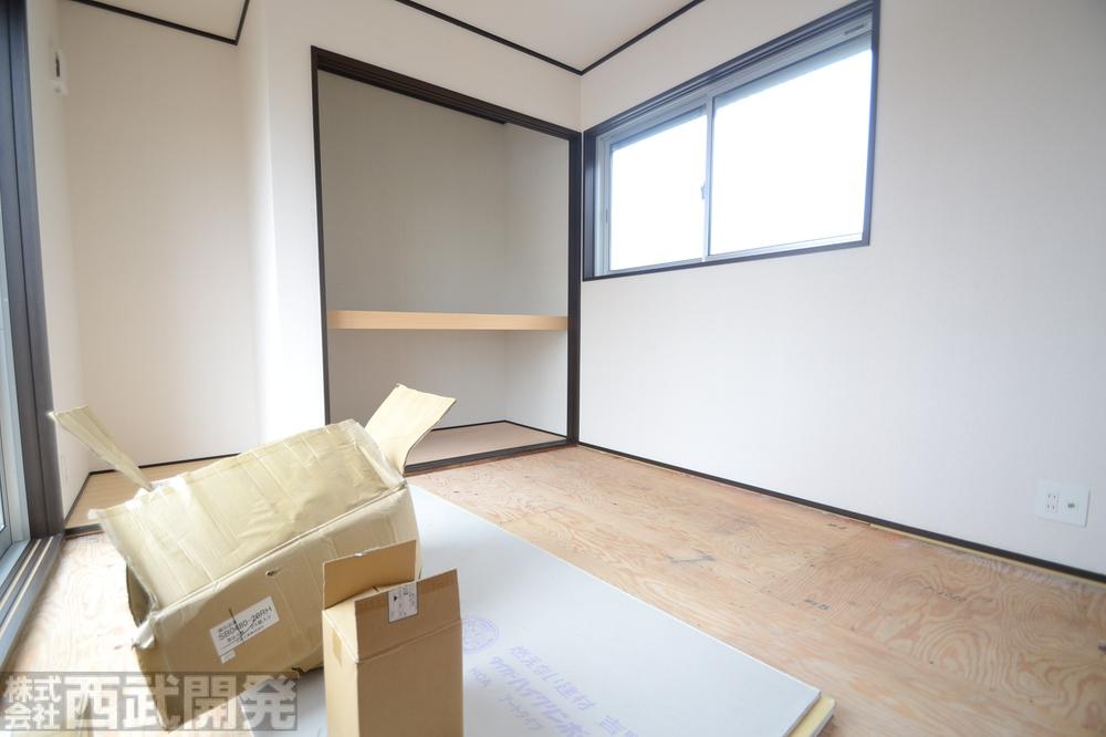 Non-living room. Building 2