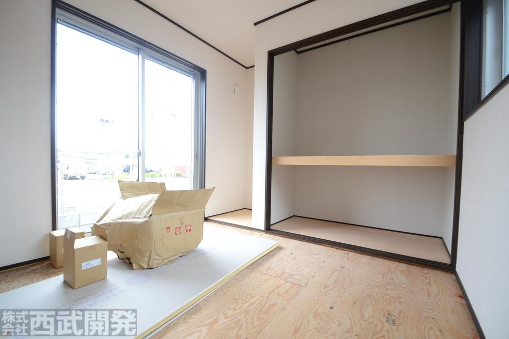 Non-living room. Building 2