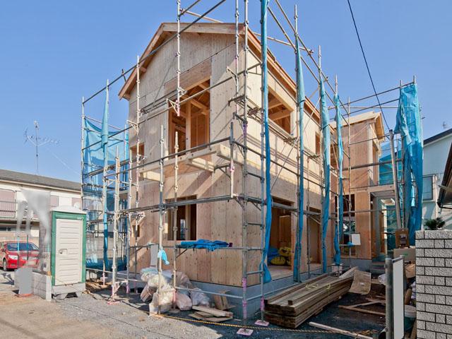 Local appearance photo. Local (12 May 2013) Shooting