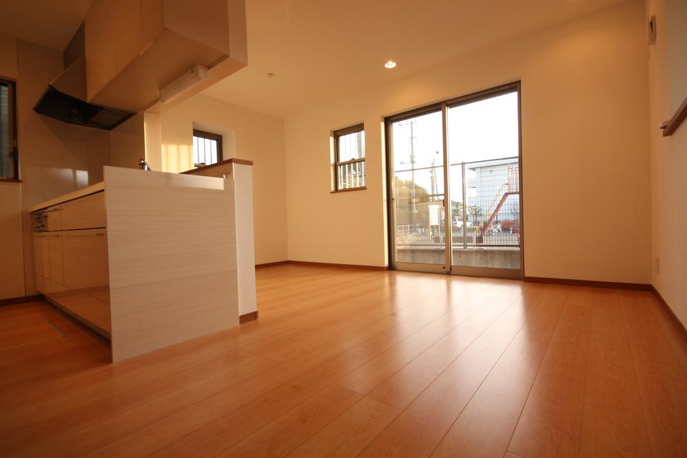 Living. Indoor (12 May 2013) Shooting