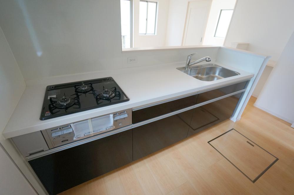 Kitchen. Indoor (September 2013) Shooting