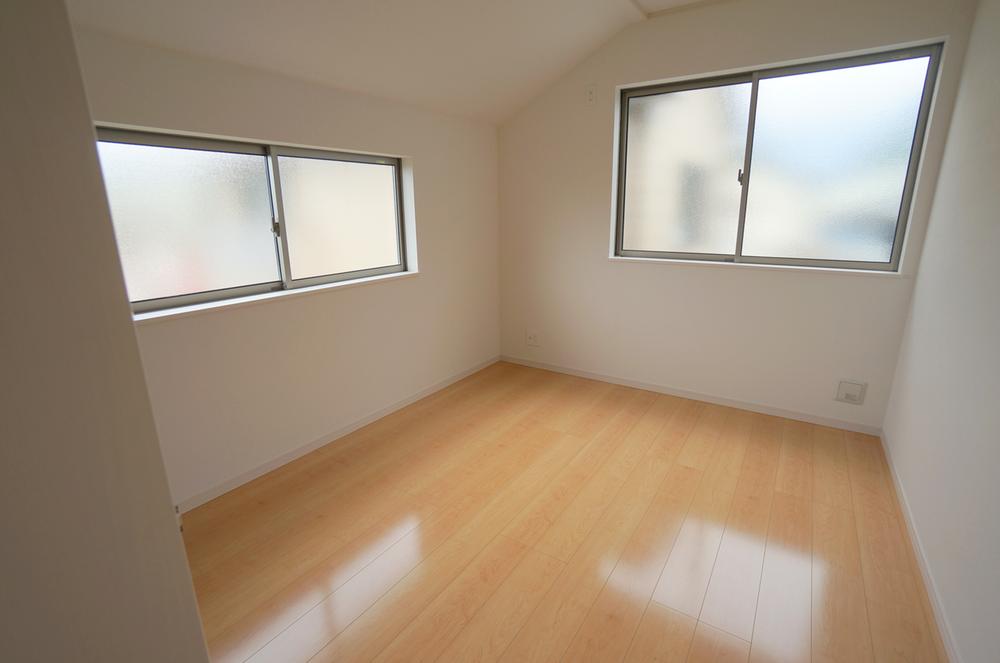 Non-living room. Indoor (September 2013) Shooting