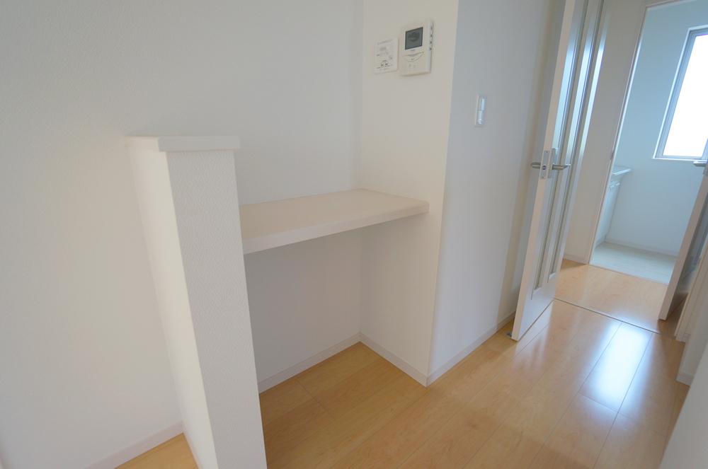 Other introspection. Indoor (September 2013) Shooting