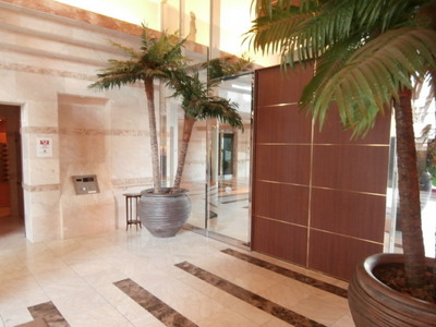Entrance. ☆ Lobby entrance of the auto-lock entrance ☆