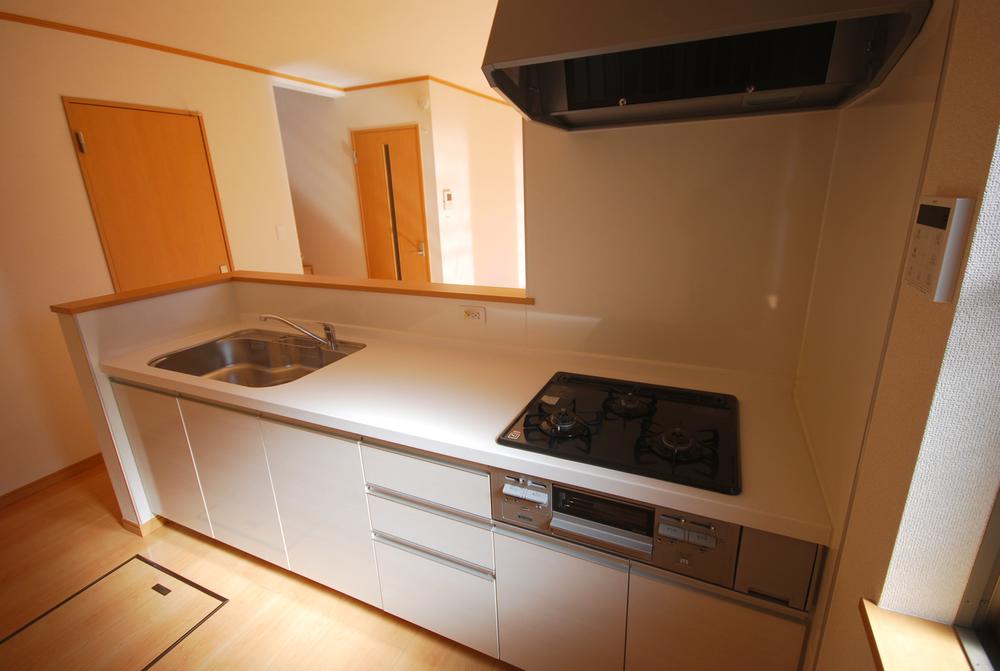 Same specifications photo (kitchen). Example of construction