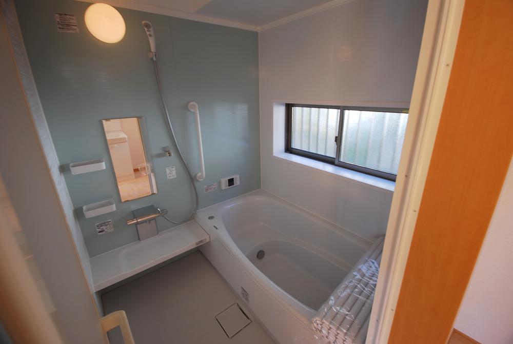 Same specifications photo (bathroom). Example of construction