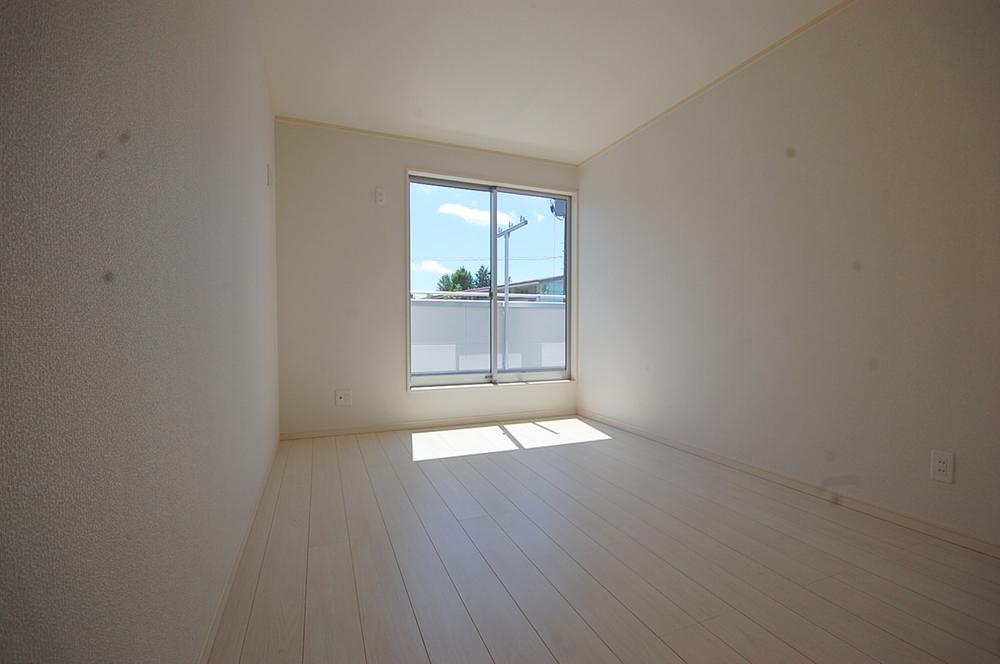 Same specifications photos (Other introspection). Example of construction