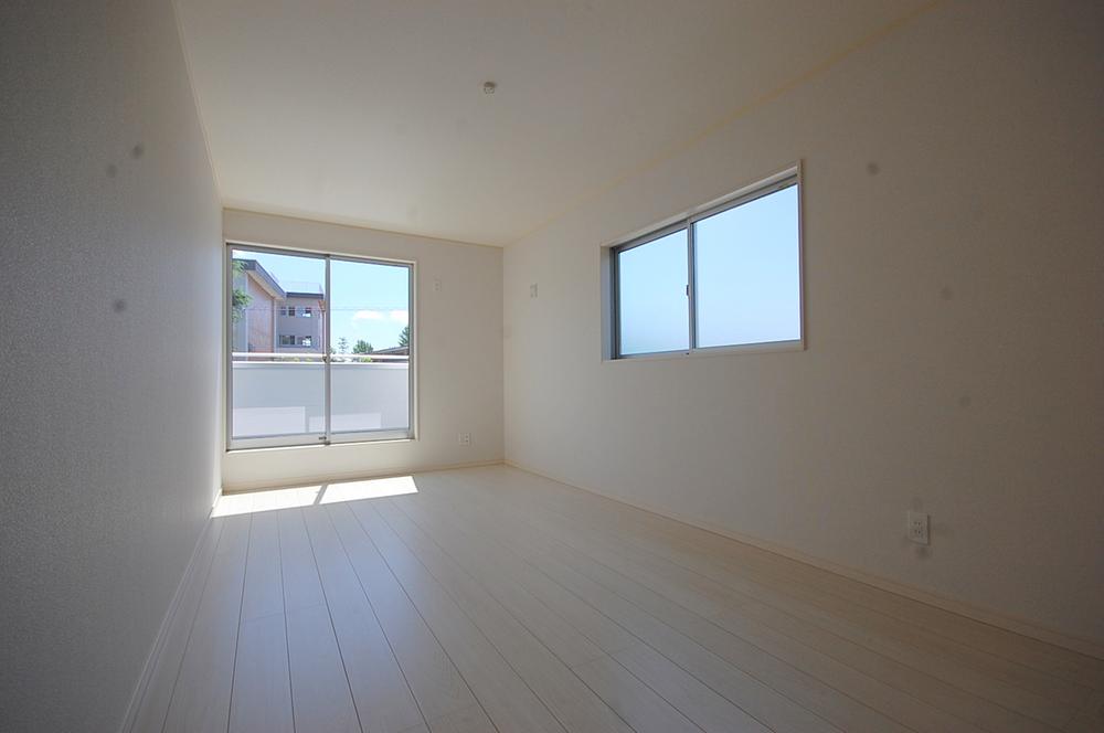 Same specifications photos (Other introspection). Example of construction